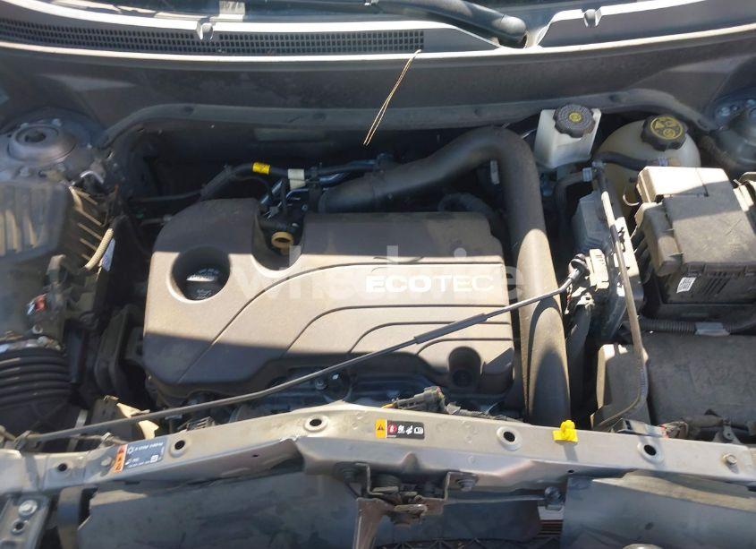 Photo 10 of 2019 Chevrolet Equinox LT (VIN 3GNAXKEVXKS550535)