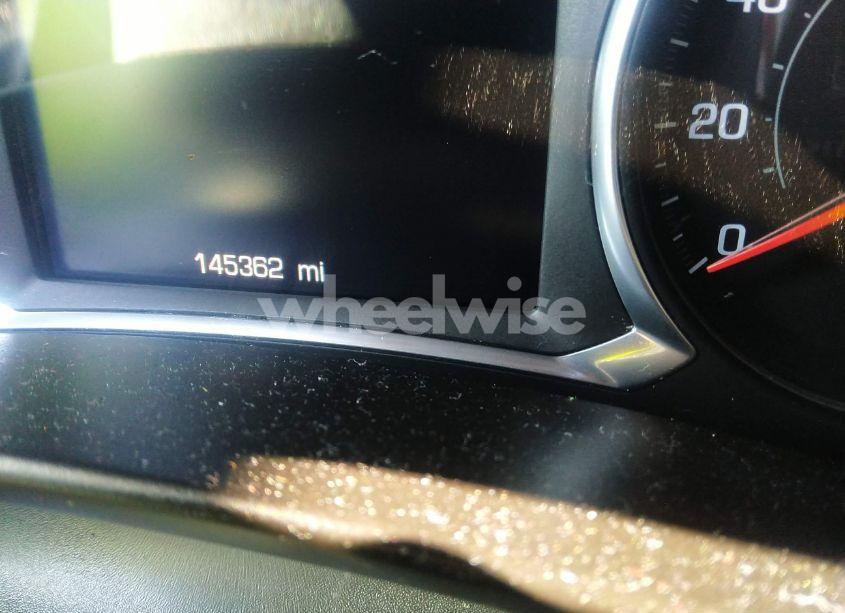 Photo 15 of 2019 Chevrolet Equinox LT (VIN 3GNAXKEVXKS581753)