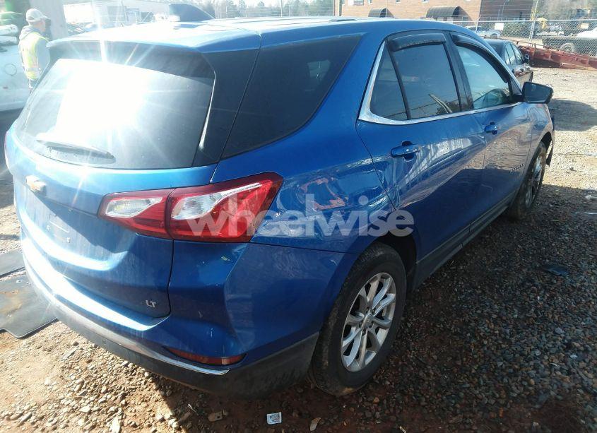 Photo 4 of 2019 Chevrolet Equinox LT (VIN 3GNAXKEVXKS581753)