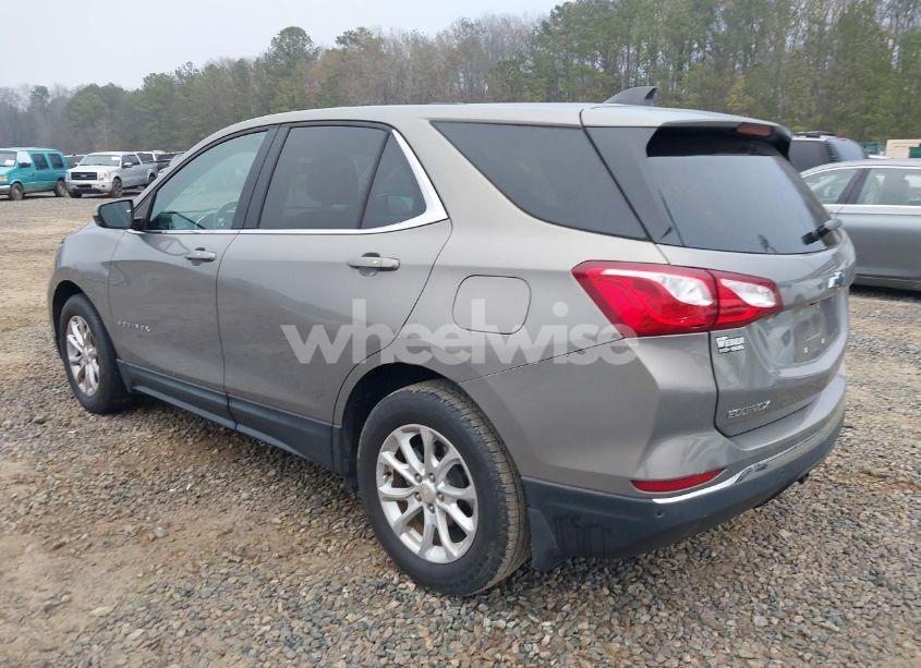Photo 3 of 2019 Chevrolet Equinox LT (VIN 3GNAXKEVXKS582000)