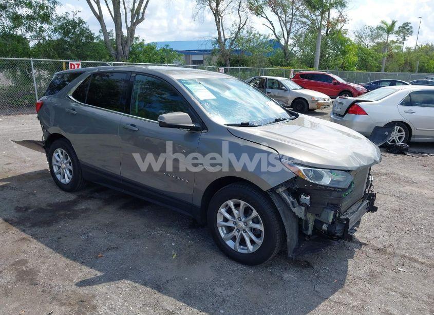 2019 Chevrolet Equinox LT (VIN 3GNAXKEVXKS586516) main photo