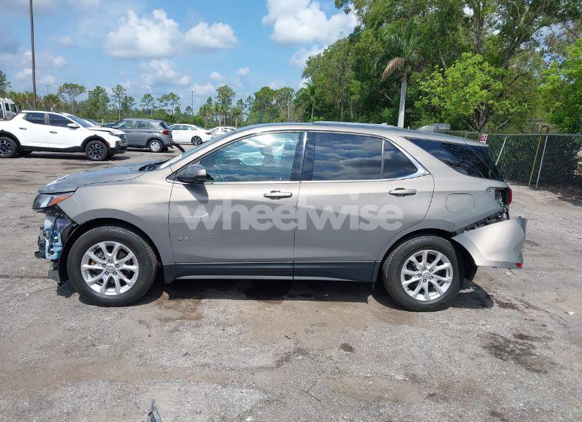 Photo 15 of 2019 Chevrolet Equinox LT (VIN 3GNAXKEVXKS586516)