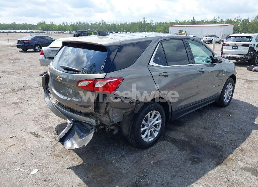 Photo 4 of 2019 Chevrolet Equinox LT (VIN 3GNAXKEVXKS586516)