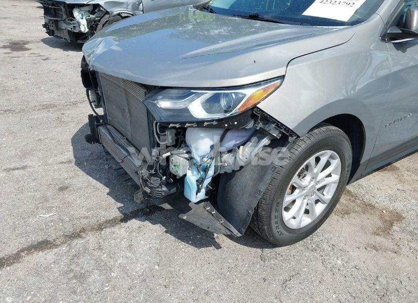 Photo 6 of 2019 Chevrolet Equinox LT (VIN 3GNAXKEVXKS586516)