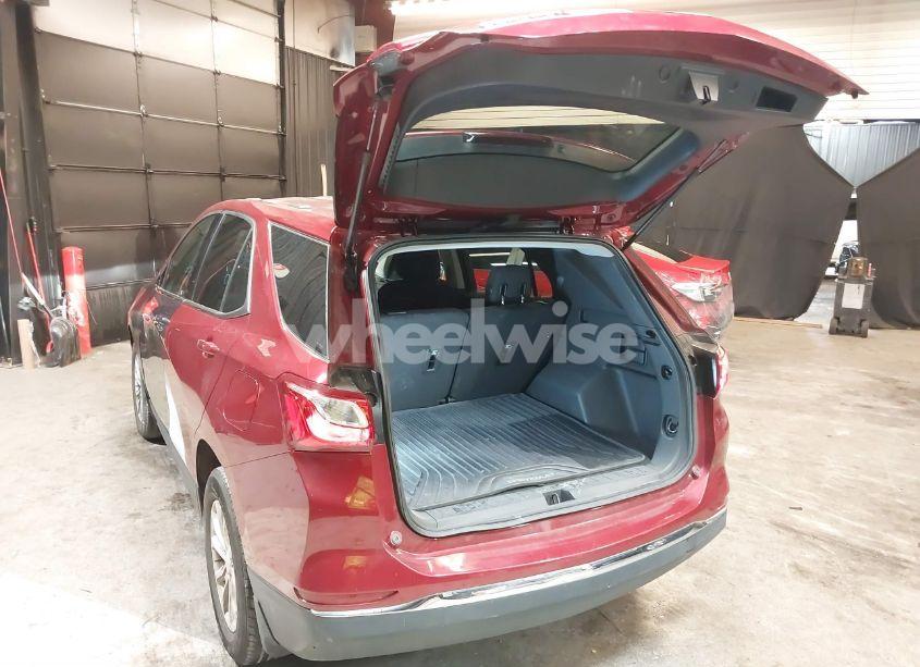 Photo 3 of 2019 Chevrolet Equinox LT (VIN 3GNAXKEVXKS601015)