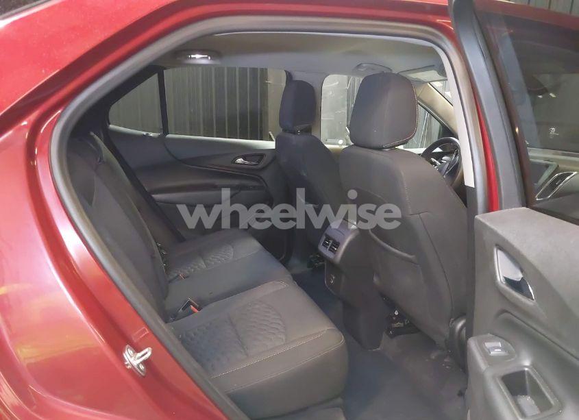 Photo 8 of 2019 Chevrolet Equinox LT (VIN 3GNAXKEVXKS601015)