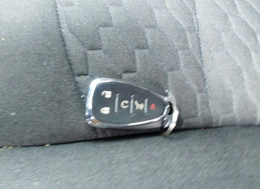 Photo 11 of 2019 Chevrolet Equinox LT (VIN 3GNAXKEVXKS620132)