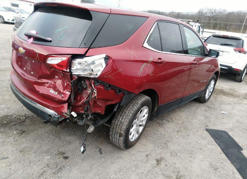 Photo 4 of 2019 Chevrolet Equinox LT (VIN 3GNAXKEVXKS620132)