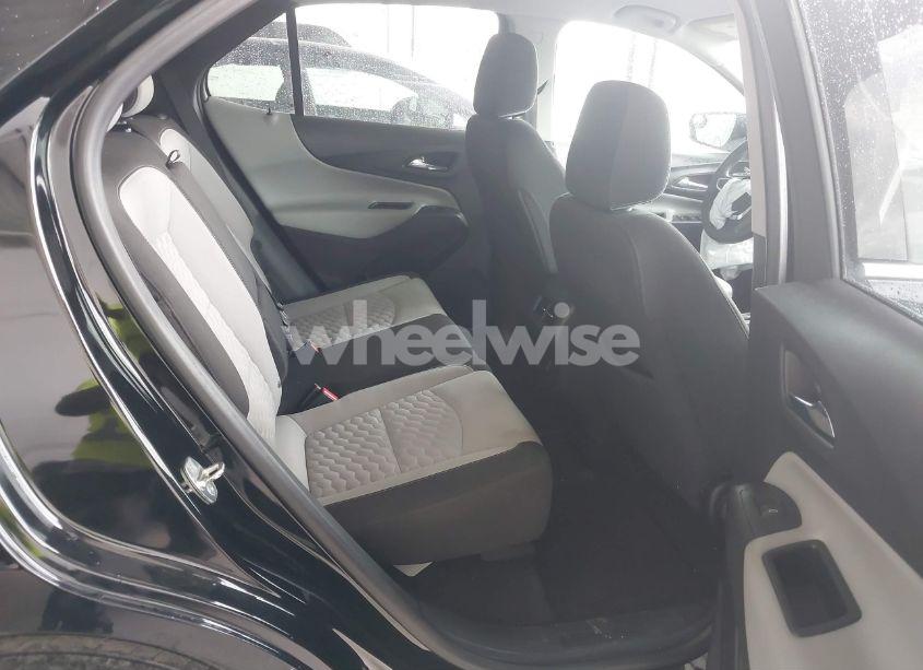 Photo 8 of 2020 Chevrolet Equinox FWD LT 1.5L TURBO (VIN 3GNAXKEVXLL280024)