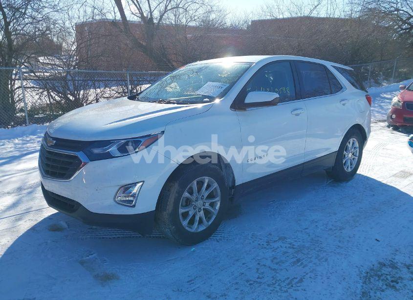 Photo 2 of 2020 Chevrolet Equinox FWD LT 1.5L TURBO (VIN 3GNAXKEVXLS620651)