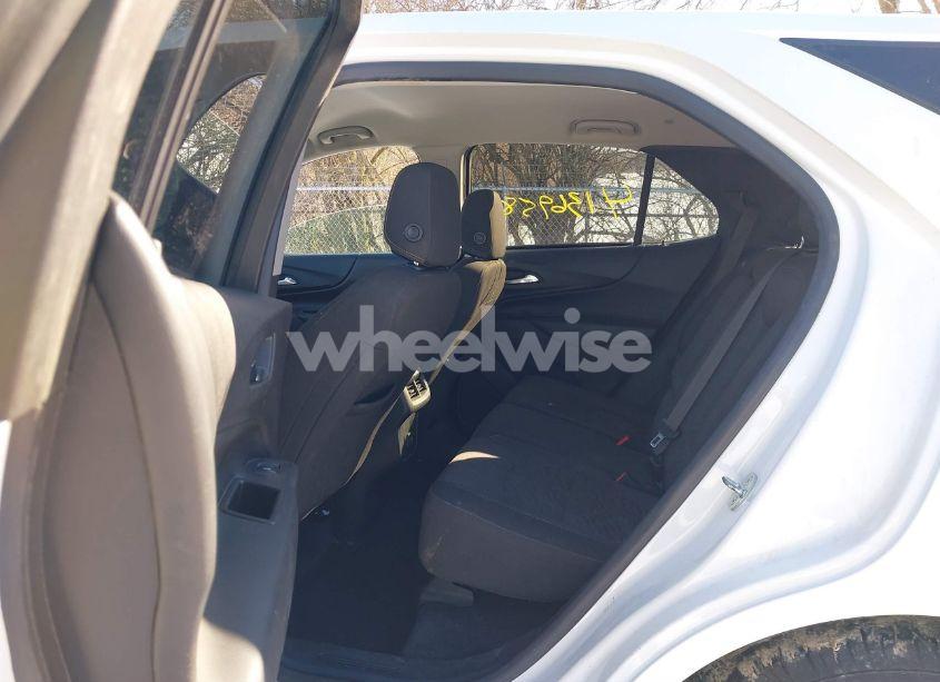 Photo 8 of 2020 Chevrolet Equinox FWD LT 1.5L TURBO (VIN 3GNAXKEVXLS620651)