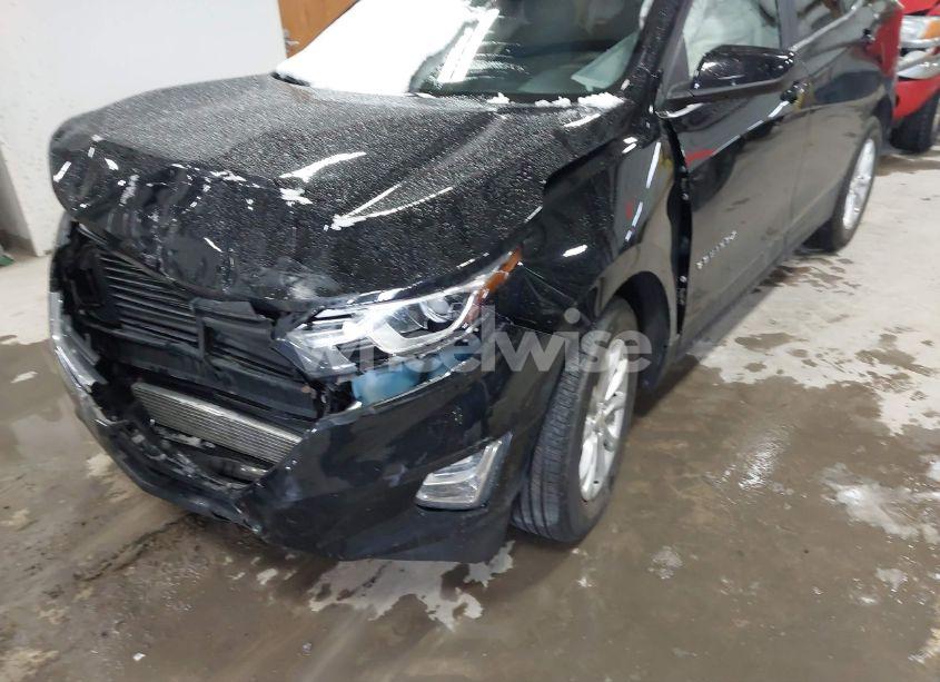 2021 Chevrolet Equinox FWD LT (VIN 3GNAXKEVXML330504) main photo