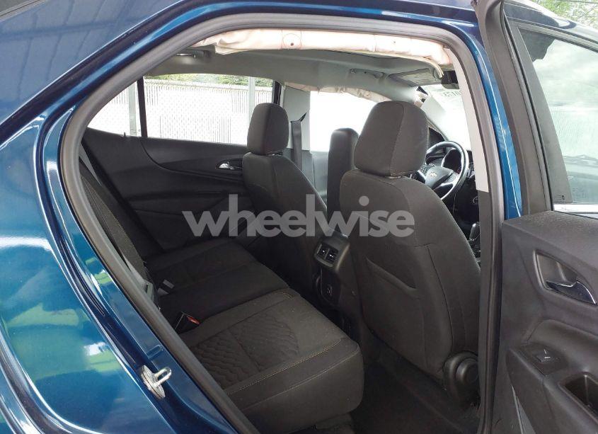 Photo 8 of 2021 Chevrolet Equinox FWD LT (VIN 3GNAXKEVXML350994)