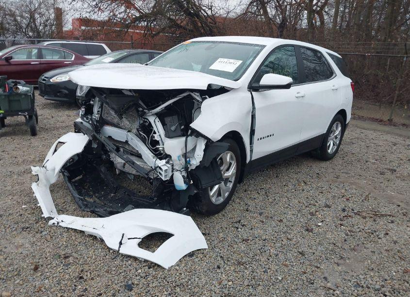 Photo 2 of 2021 Chevrolet Equinox FWD LT (VIN 3GNAXKEVXML368752)