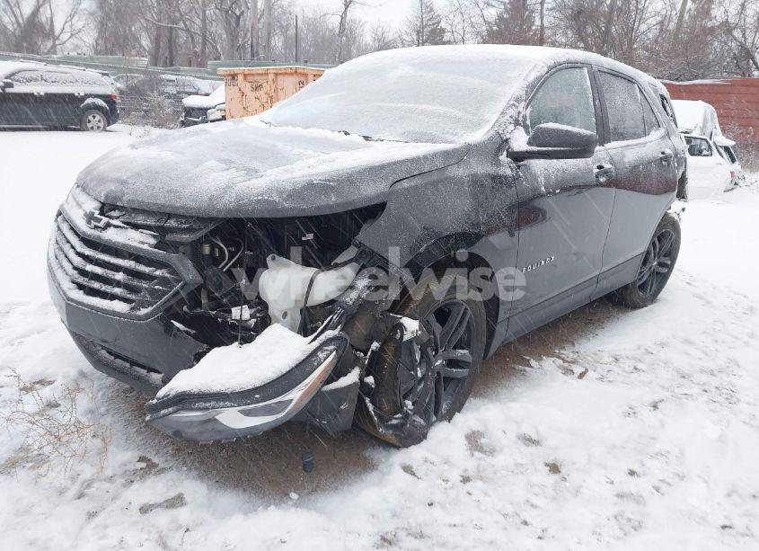 Photo 2 of 2021 Chevrolet Equinox FWD LT (VIN 3GNAXKEVXML398432)