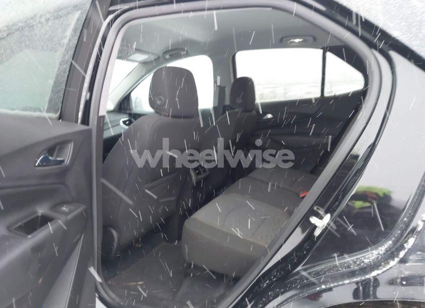 Photo 8 of 2021 Chevrolet Equinox FWD LT (VIN 3GNAXKEVXML398432)