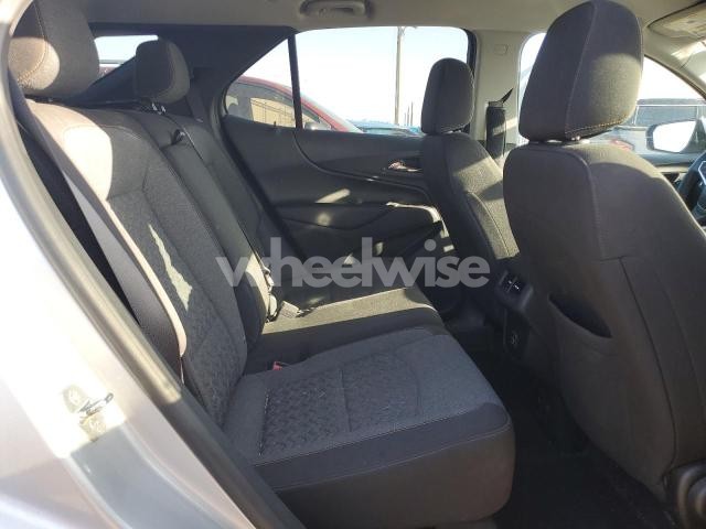 Photo 8 of 2022 CHEVROLET EQUINOX LT (VIN 3GNAXKEVXNL126996)