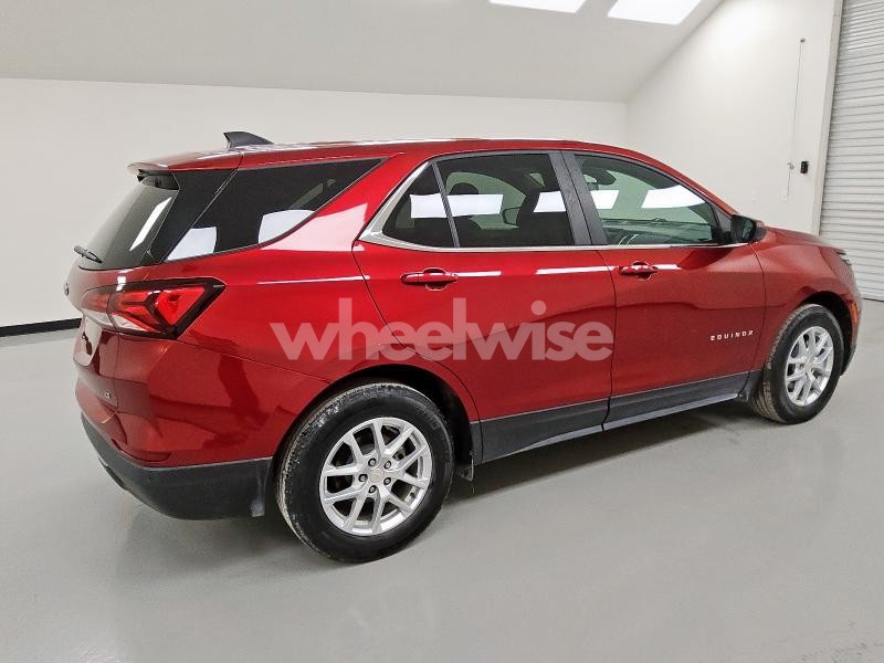 Photo 3 of 2022 CHEVROLET EQUINOX LT (VIN 3GNAXKEVXNL164650)