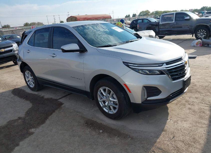 2022 Chevrolet Equinox FWD LT (VIN 3GNAXKEVXNL222868) main photo
