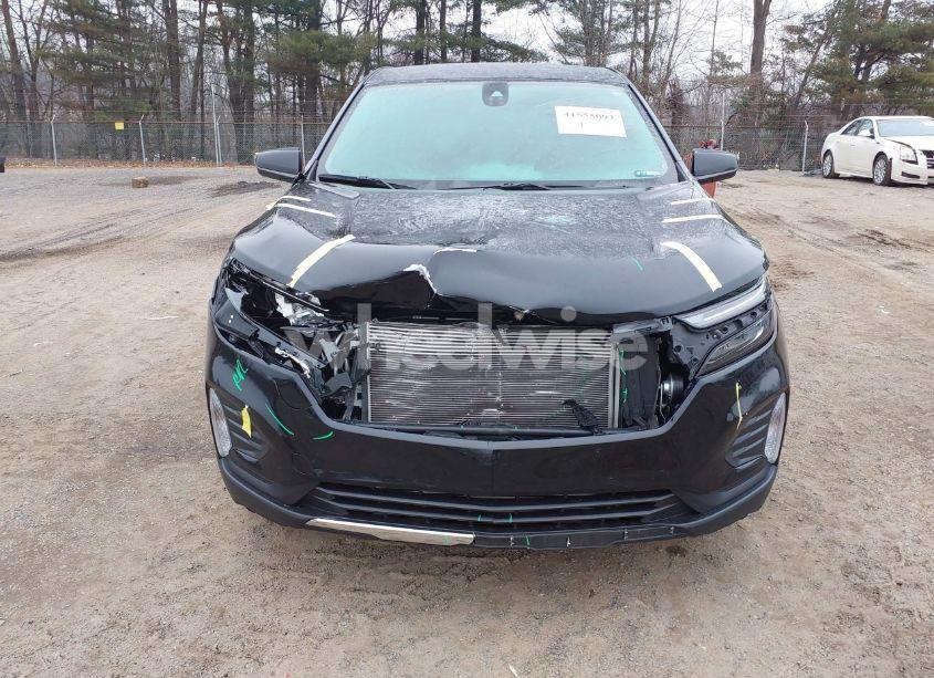 Photo 6 of 2022 Chevrolet Equinox FWD LT (VIN 3GNAXKEVXNL231988)