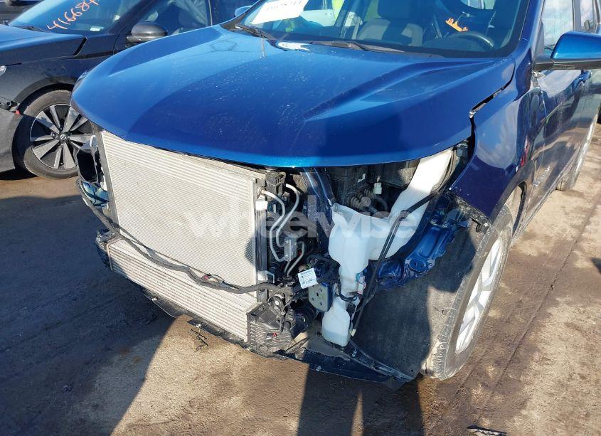 Photo 6 of 2022 Chevrolet Equinox FWD LT (VIN 3GNAXKEVXNL243123)