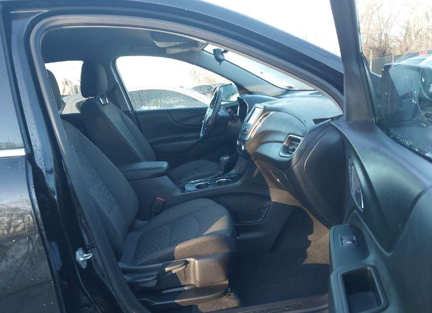 Photo 5 of 2018 Chevrolet Equinox LT (VIN 3GNAXKEX1JL288592)