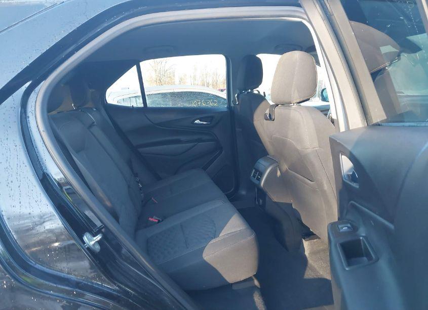 Photo 8 of 2018 Chevrolet Equinox LT (VIN 3GNAXKEX1JL288592)