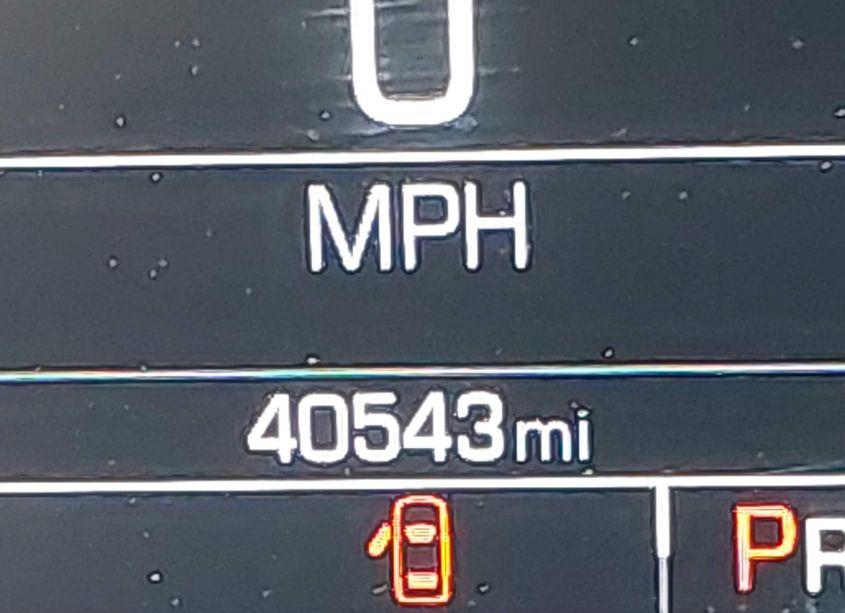 Photo 15 of 2018 Chevrolet Equinox LT (VIN 3GNAXKEX2JS507209)