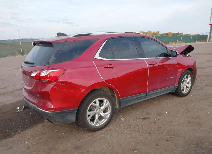 Photo 4 of 2018 Chevrolet Equinox LT (VIN 3GNAXKEX2JS507209)
