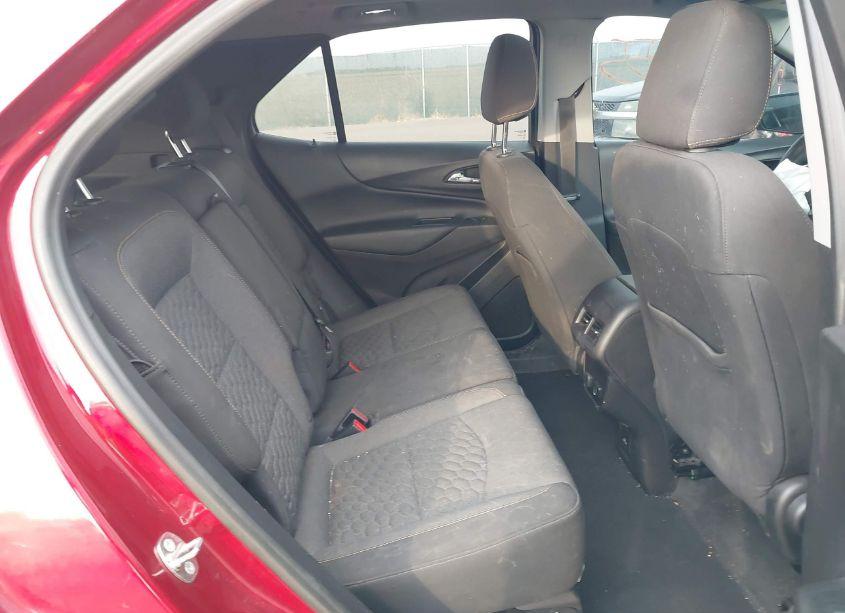 Photo 8 of 2018 Chevrolet Equinox LT (VIN 3GNAXKEX2JS507209)