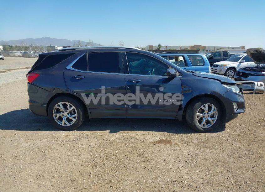 Photo 14 of 2018 Chevrolet Equinox LT (VIN 3GNAXKEX3JL292871)