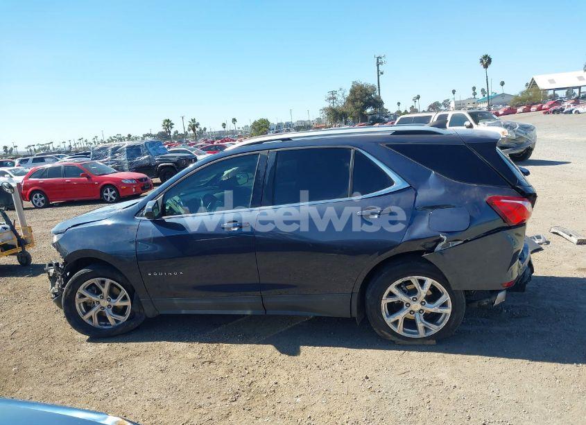 Photo 15 of 2018 Chevrolet Equinox LT (VIN 3GNAXKEX3JL292871)