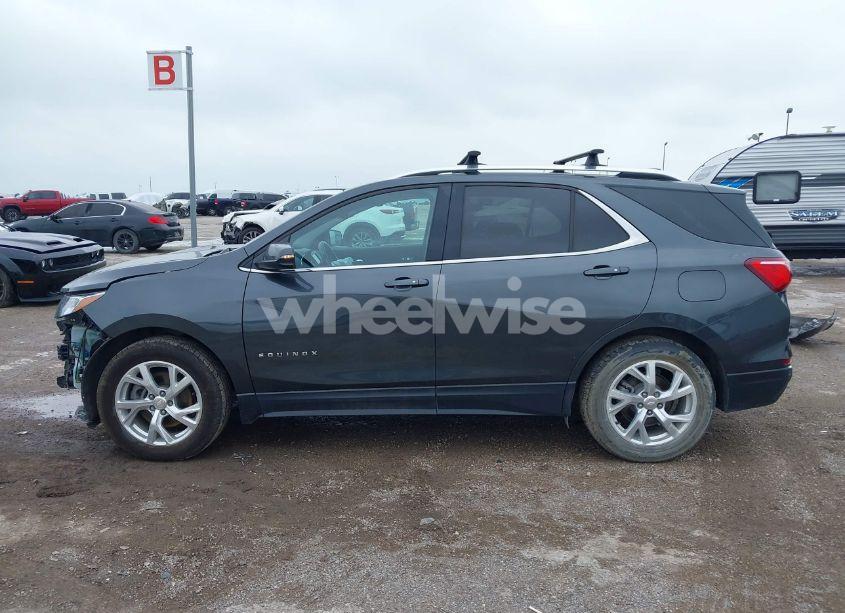 Photo 15 of 2018 Chevrolet Equinox LT (VIN 3GNAXKEX3JL400406)