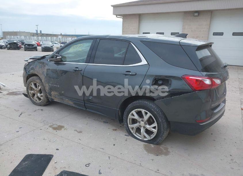 Photo 3 of 2018 Chevrolet Equinox LT (VIN 3GNAXKEX4JS505767)