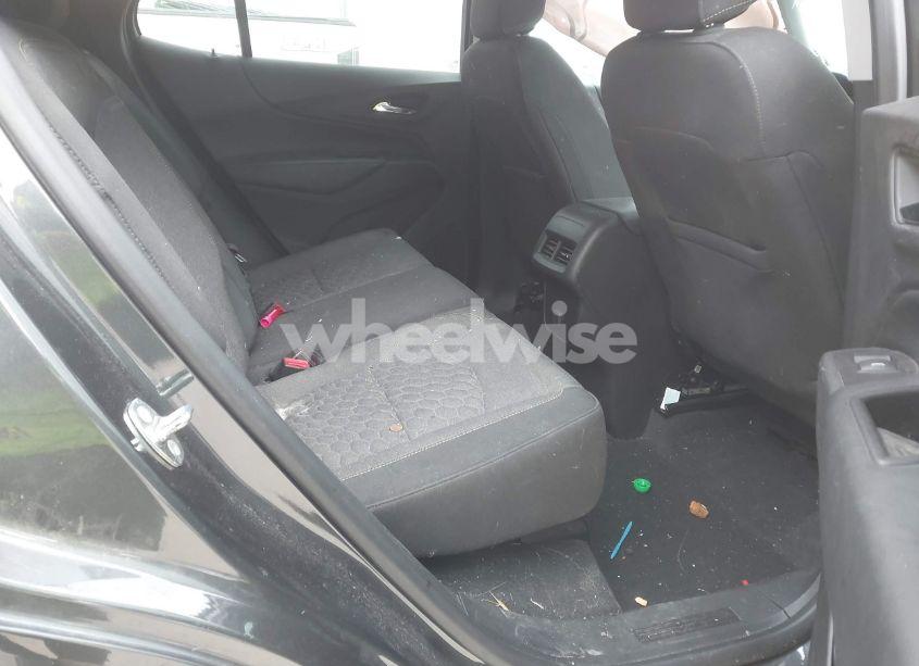 Photo 8 of 2018 Chevrolet Equinox LT (VIN 3GNAXKEX4JS505767)