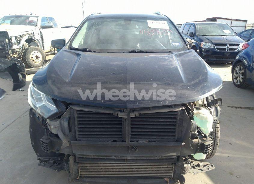 Photo 6 of 2018 Chevrolet Equinox LT (VIN 3GNAXKEX6JL373699)