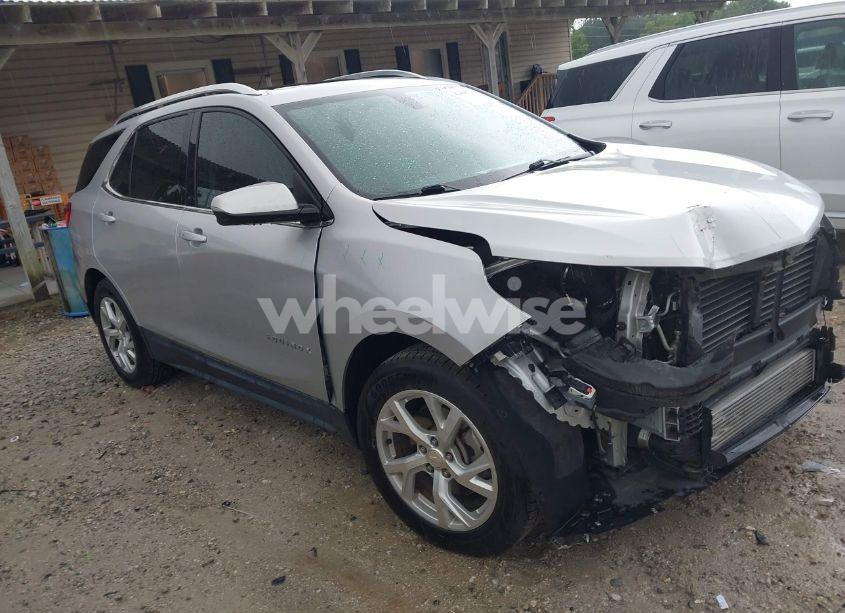2018 Chevrolet Equinox LT (VIN 3GNAXKEX6JS579689) main photo
