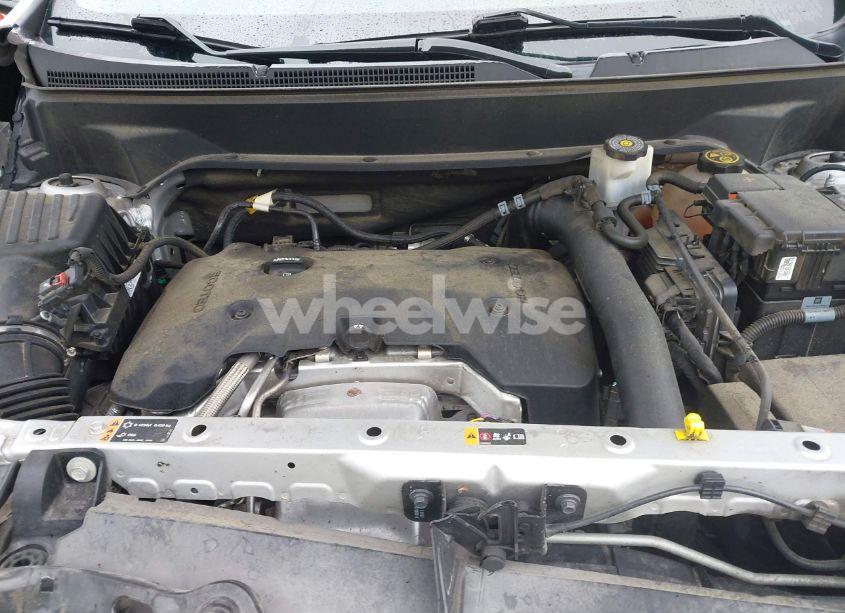 Photo 10 of 2018 Chevrolet Equinox LT (VIN 3GNAXKEX6JS579689)