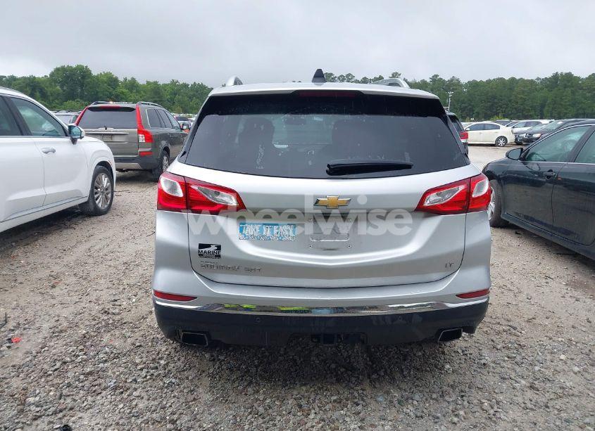 Photo 17 of 2018 Chevrolet Equinox LT (VIN 3GNAXKEX6JS579689)
