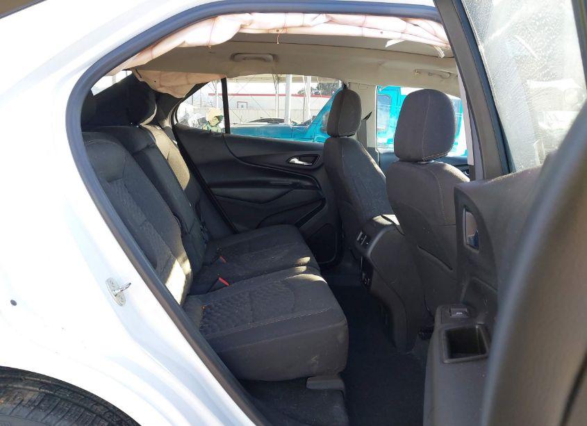 Photo 8 of 2018 Chevrolet Equinox LT (VIN 3GNAXKEX6JS603246)