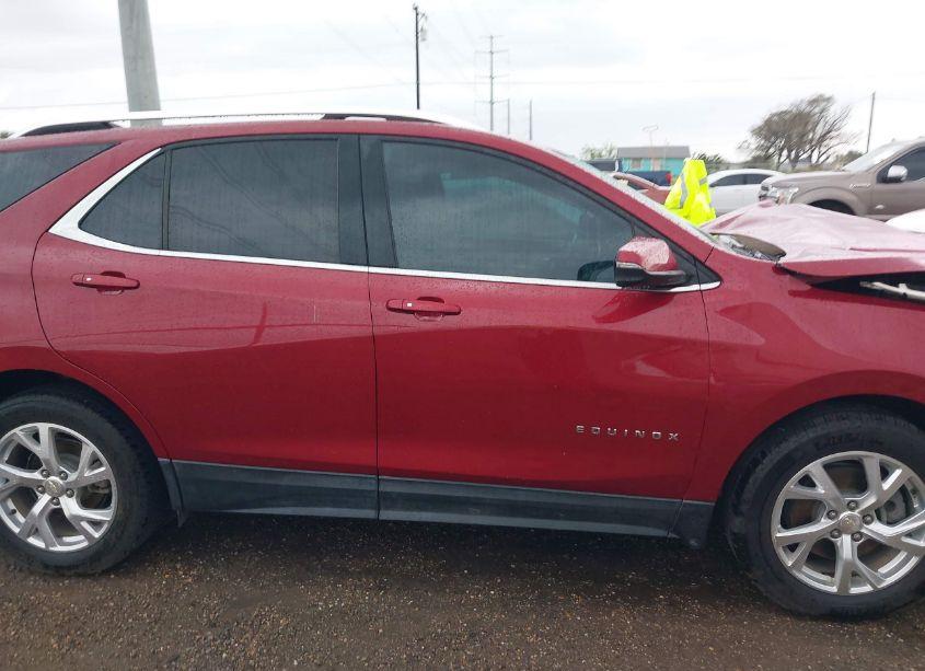 Photo 13 of 2018 Chevrolet Equinox LT (VIN 3GNAXKEX9JL384616)