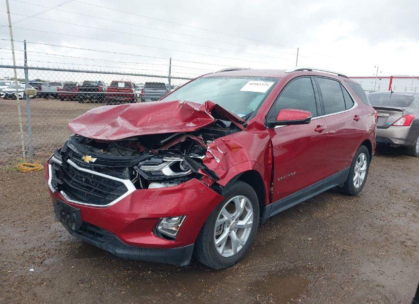 Photo 2 of 2018 Chevrolet Equinox LT (VIN 3GNAXKEX9JL384616)