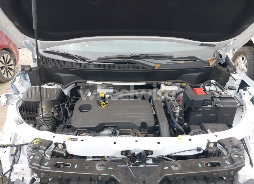 Photo 10 of 2025 Chevrolet Equinox FWD RS (VIN 3GNAXLEG5SL215460)