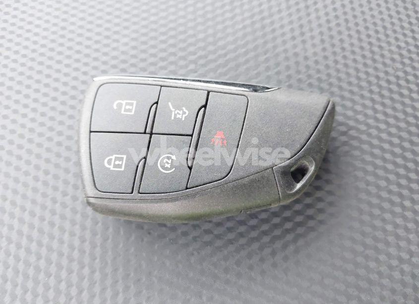 Photo 11 of 2025 Chevrolet Equinox FWD RS (VIN 3GNAXLEG5SL215460)