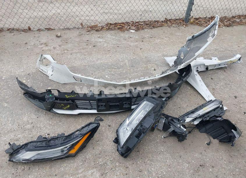 Photo 12 of 2025 Chevrolet Equinox FWD RS (VIN 3GNAXLEG5SL215460)