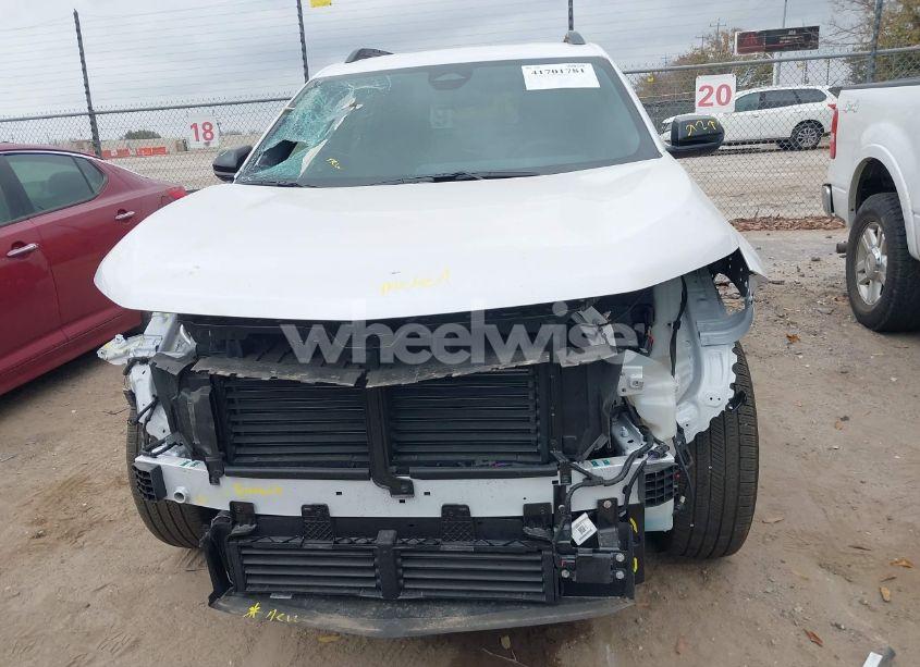 Photo 13 of 2025 Chevrolet Equinox FWD RS (VIN 3GNAXLEG5SL215460)