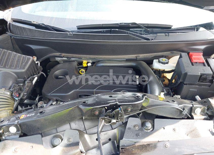 Photo 10 of 2025 Chevrolet Equinox FWD RS (VIN 3GNAXLEGXSL132638)