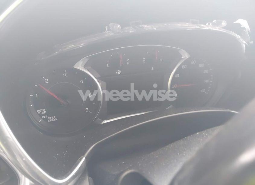 Photo 7 of 2018 Chevrolet Equinox LT (VIN 3GNAXLEU4JL307647)