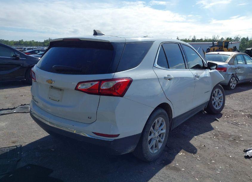 Photo 4 of 2018 Chevrolet Equinox LT (VIN 3GNAXLEU7JL174513)
