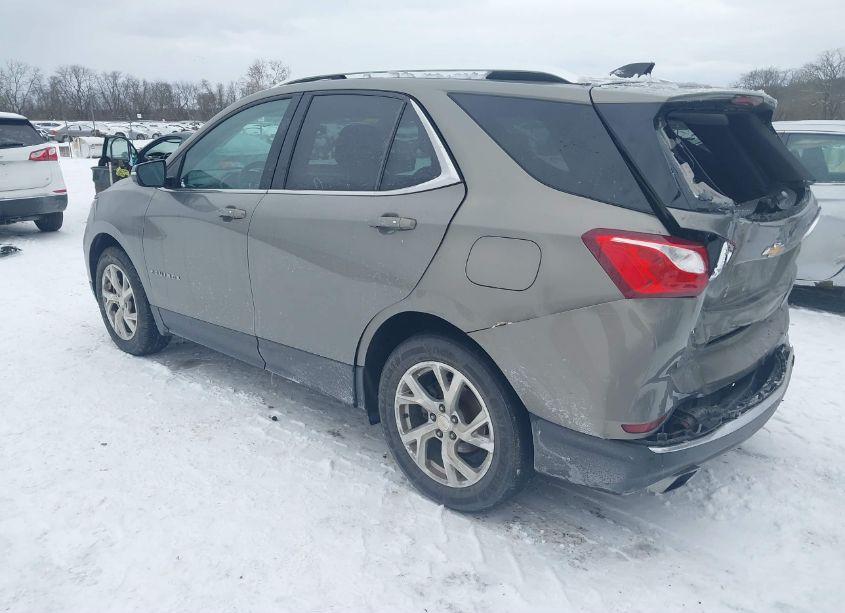 Photo 3 of 2019 Chevrolet Equinox LT (VIN 3GNAXLEX0KS540264)